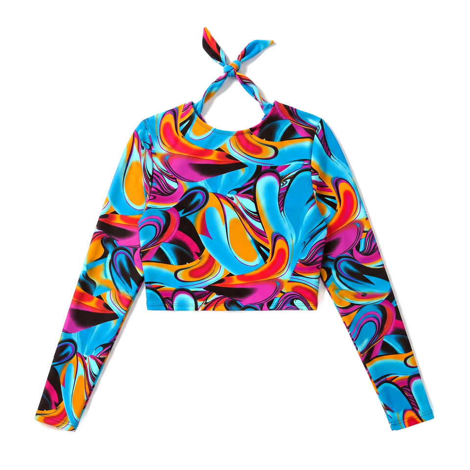 Long-sleeve crop